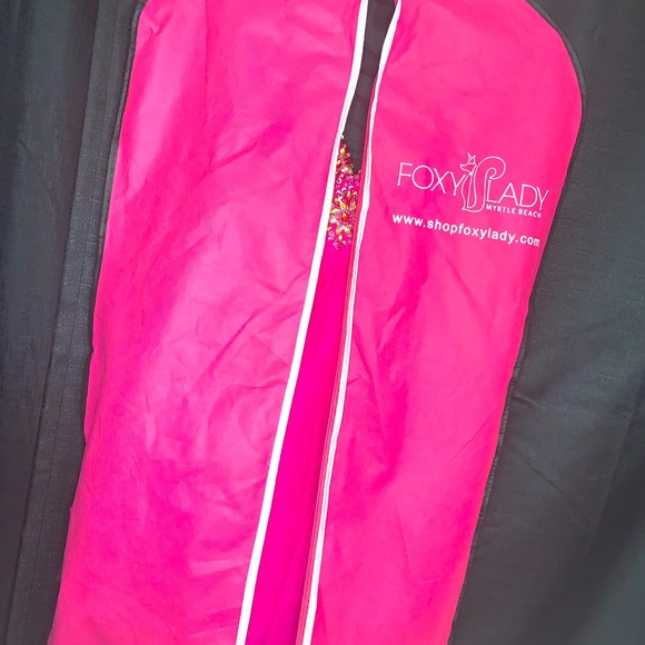 Dresses & Skirts - Size 5/6